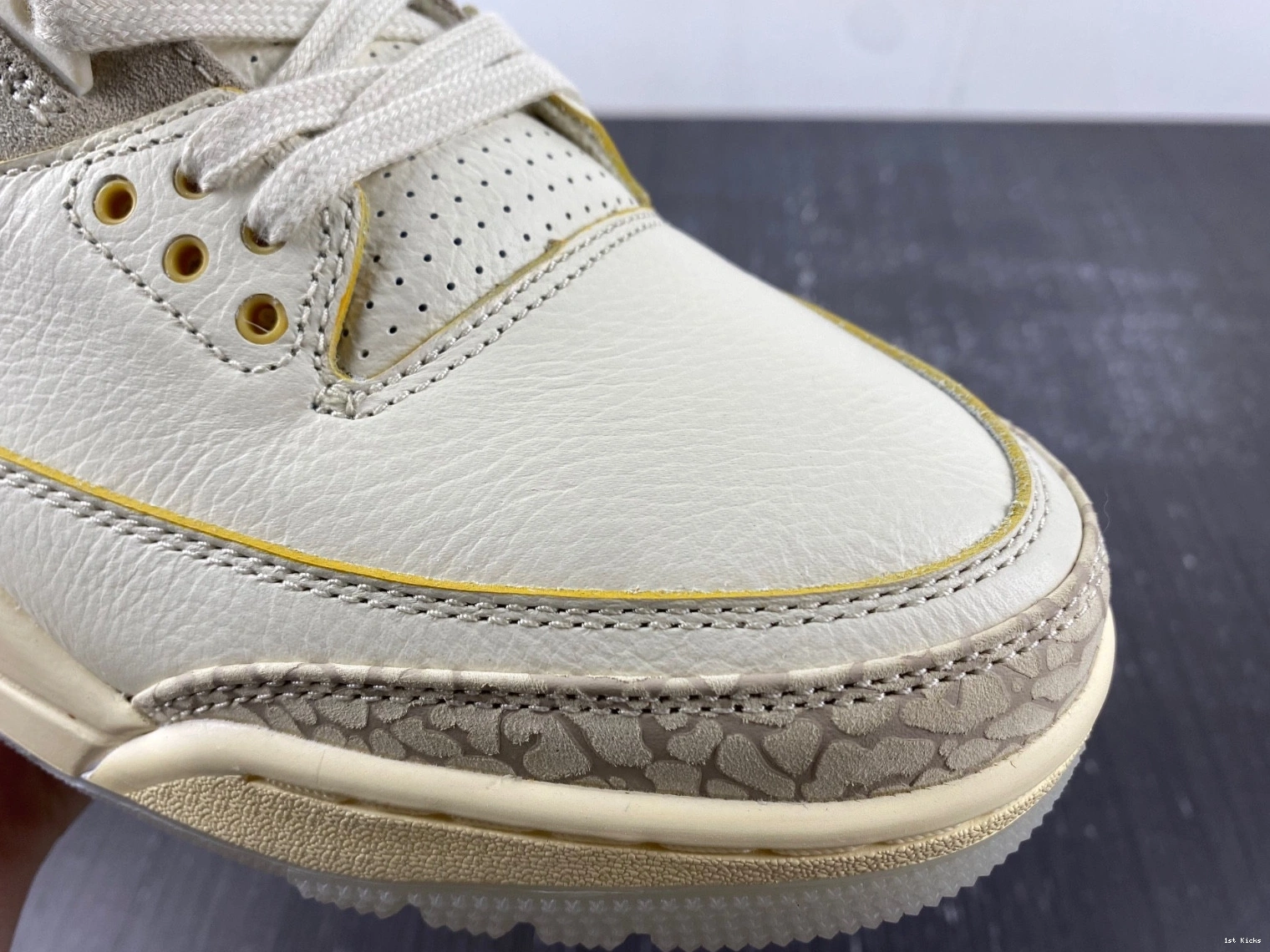 Jordan Retro Balvin 3 SP FN0344-901 - Men's J 0424